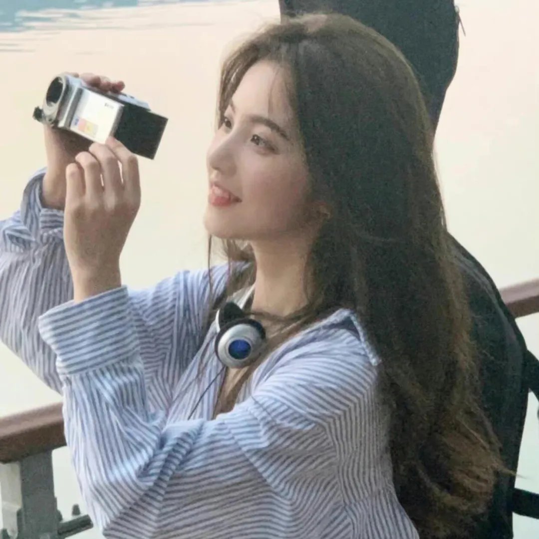 戏精女主桃花多